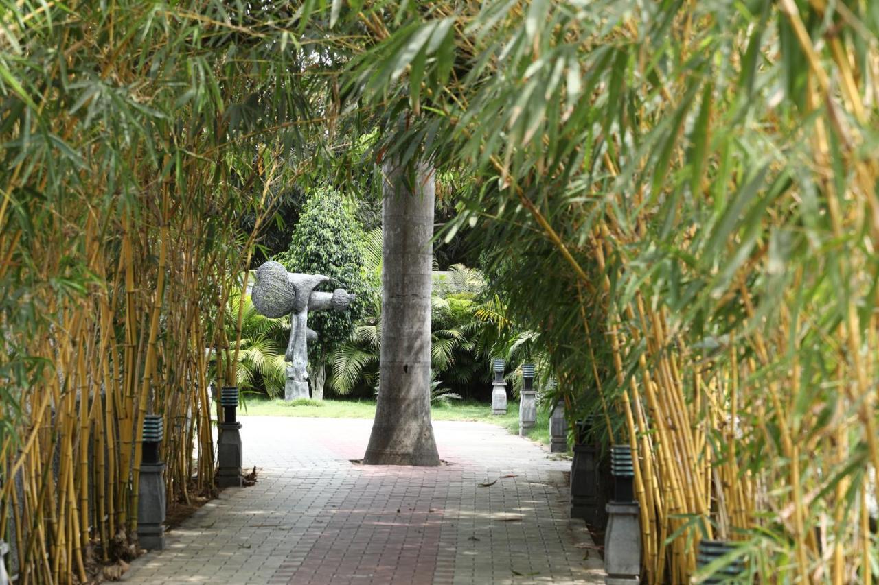 Celebrity Resort Chennai Tambaram Extérieur photo