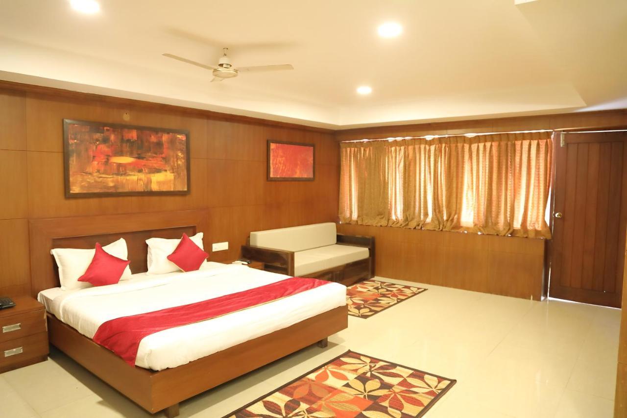 Celebrity Resort Chennai Tambaram Extérieur photo
