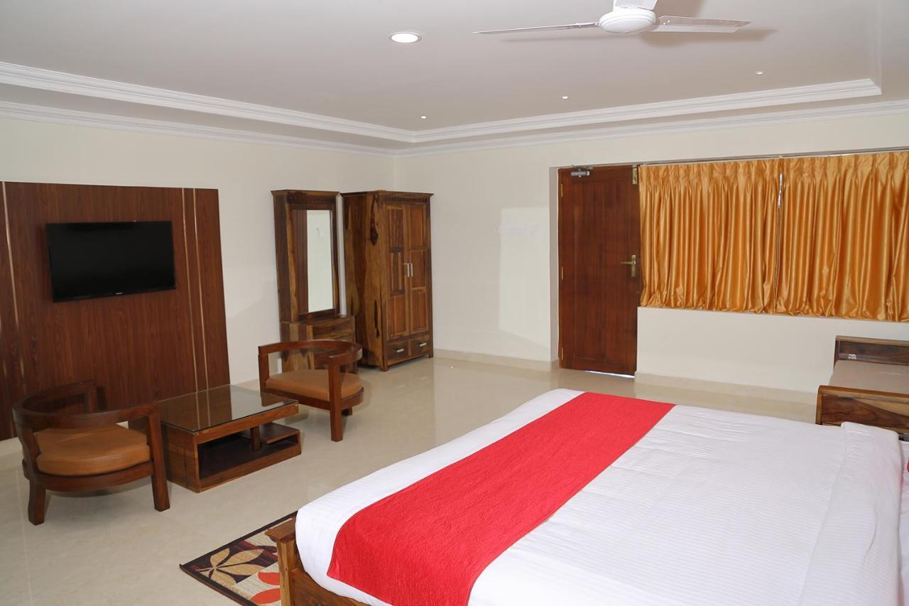 Celebrity Resort Chennai Tambaram Extérieur photo