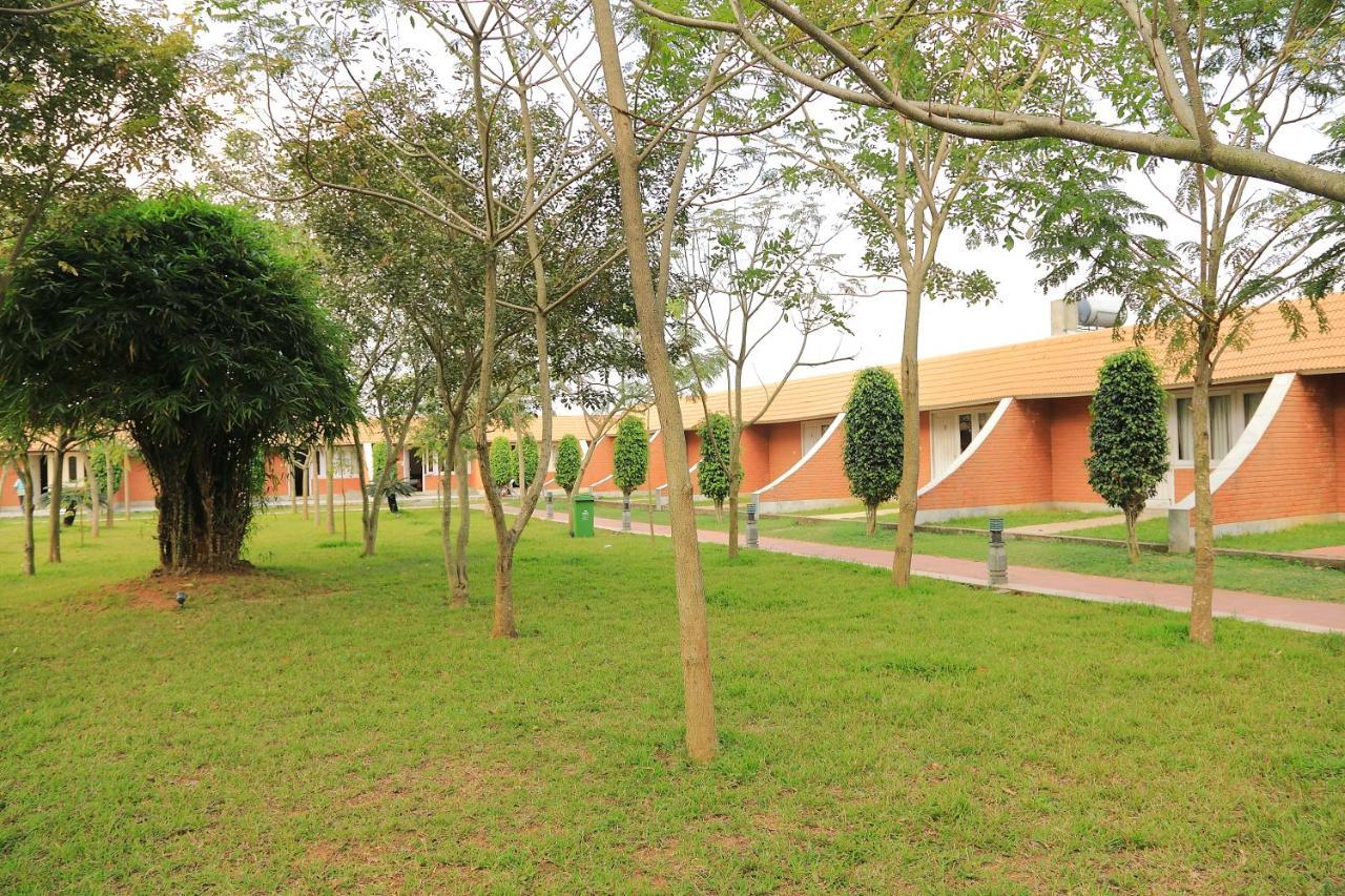 Celebrity Resort Chennai Tambaram Extérieur photo